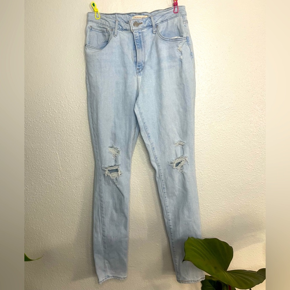 levi’s high rise skinny jean